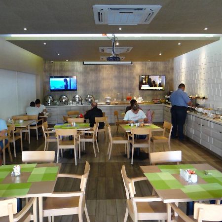 Weston Suites Hotel Santo Domingo Eksteriør bilde