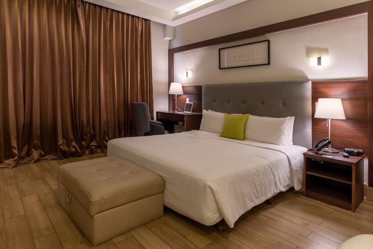 Weston Suites Hotel Santo Domingo Eksteriør bilde