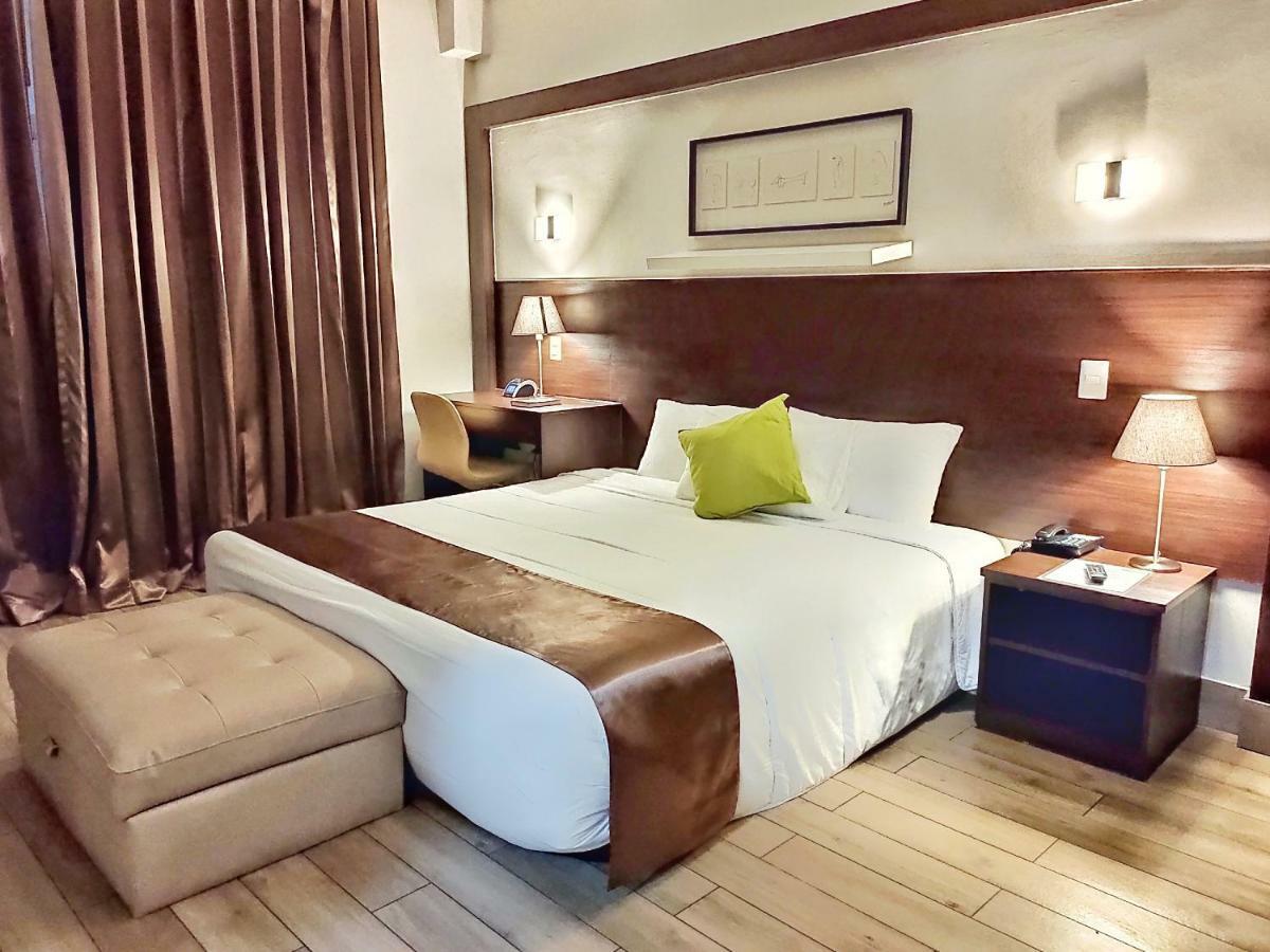 Weston Suites Hotel Santo Domingo Eksteriør bilde